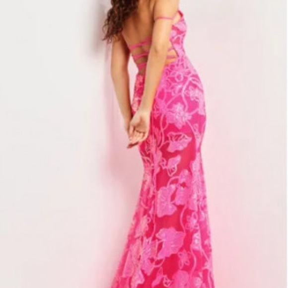 JVN by Jovani Hot Pink Floral One Shoulder Dress size 8 prom dress - Picture 3 of 11